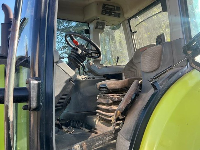 Traktor tipa CLAAS ARION610, Gebrauchtmaschine u les hayons (Slika 4)