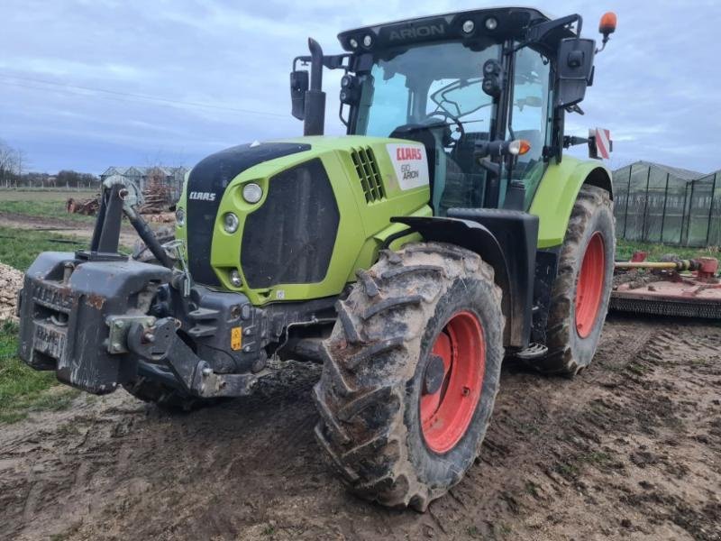 Traktor типа CLAAS ARION610, Gebrauchtmaschine в BRAY en Val