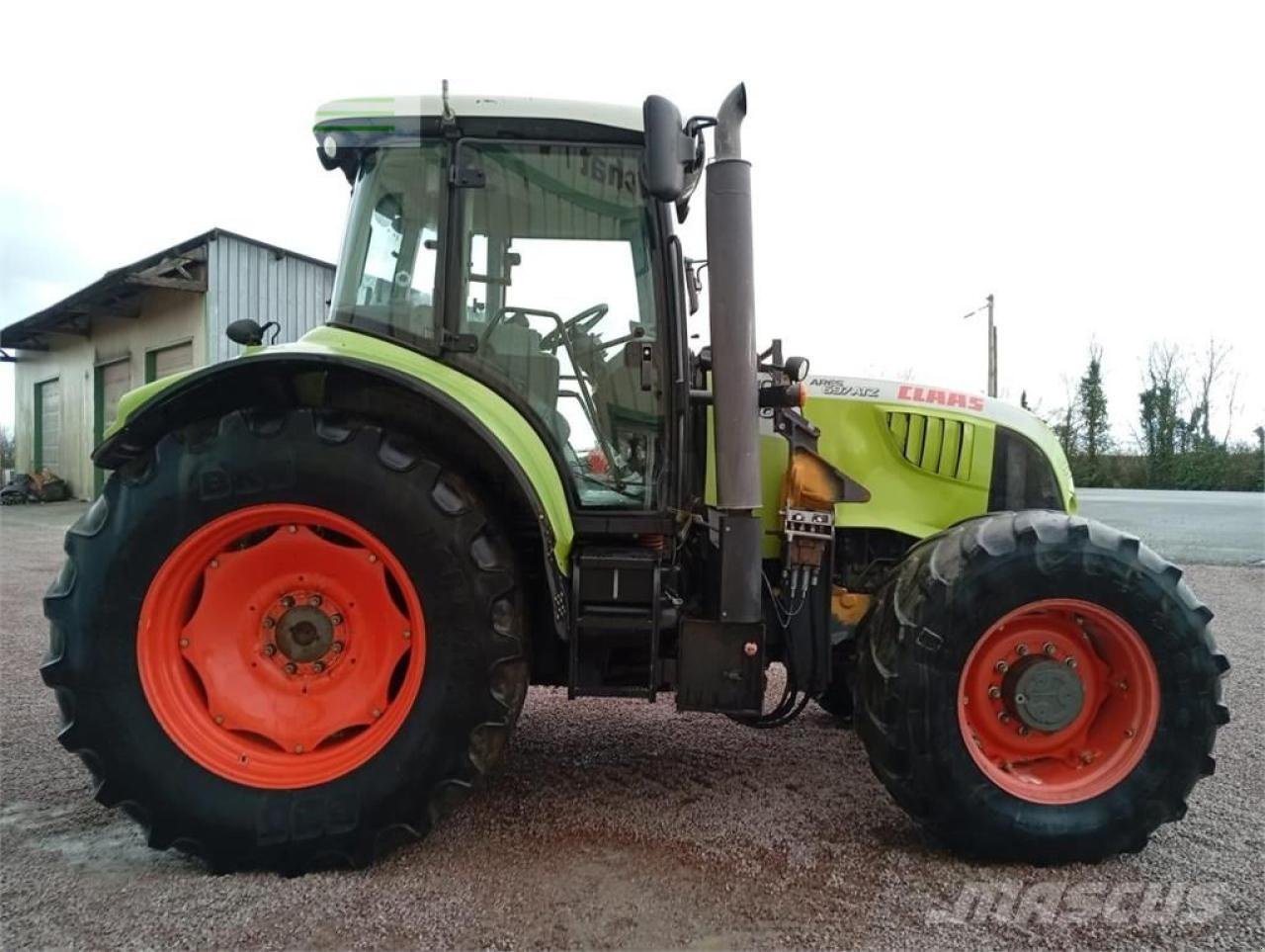 Traktor Türe ait CLAAS arion640, Gebrauchtmaschine içinde CHICHÉ (79 - DEUX-SEVRES) (resim 11)