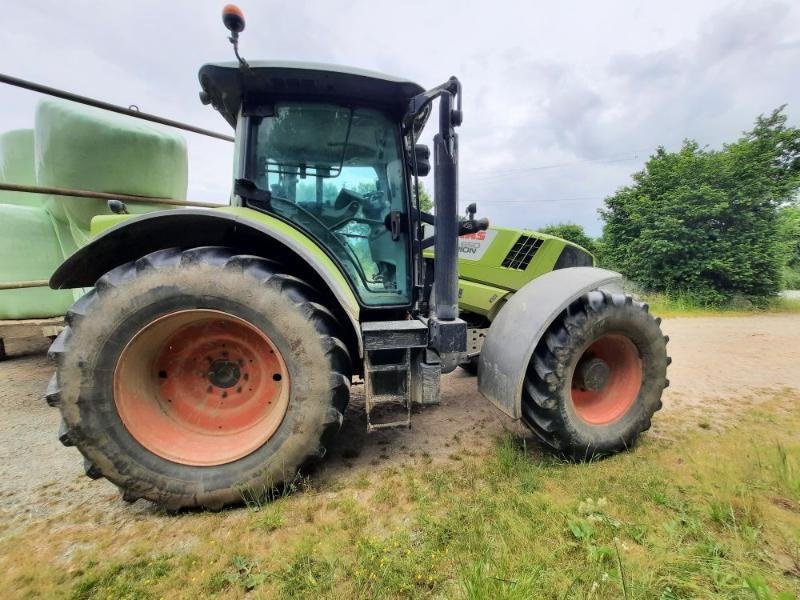 Traktor типа CLAAS ARION650, Gebrauchtmaschine в ANTIGNY (Фотография 4)