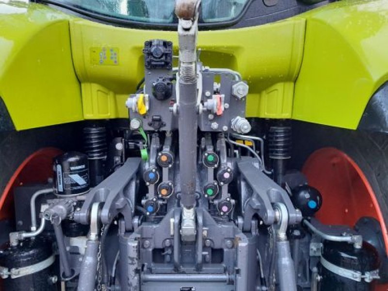 Traktor типа CLAAS ARION650CMAT, Gebrauchtmaschine в Belleville sur Meuse (Фотография 8)