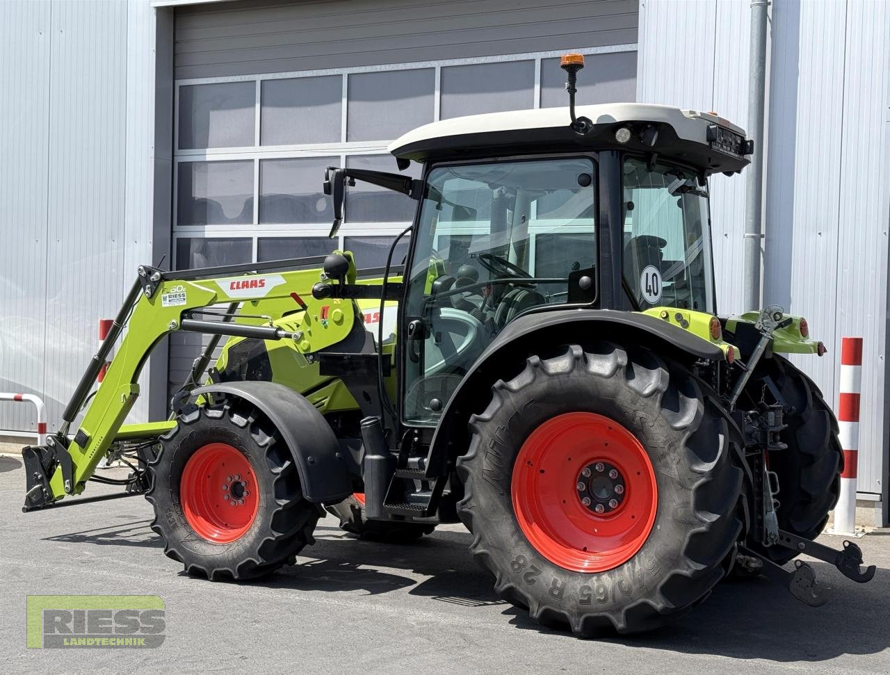 Traktor типа CLAAS ATOS 220 C + FL 60e  Sauter FHZ, Gebrauchtmaschine в Homberg/Ohm - Maulbach (Фотография 10)