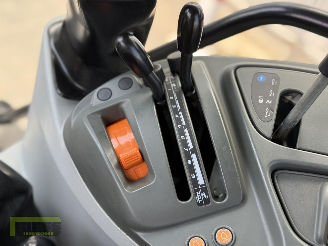 Traktor tipa CLAAS ATOS 220 C + FL 60e  Sauter FHZ, Gebrauchtmaschine u Homberg/Ohm - Maulbach (Slika 12)