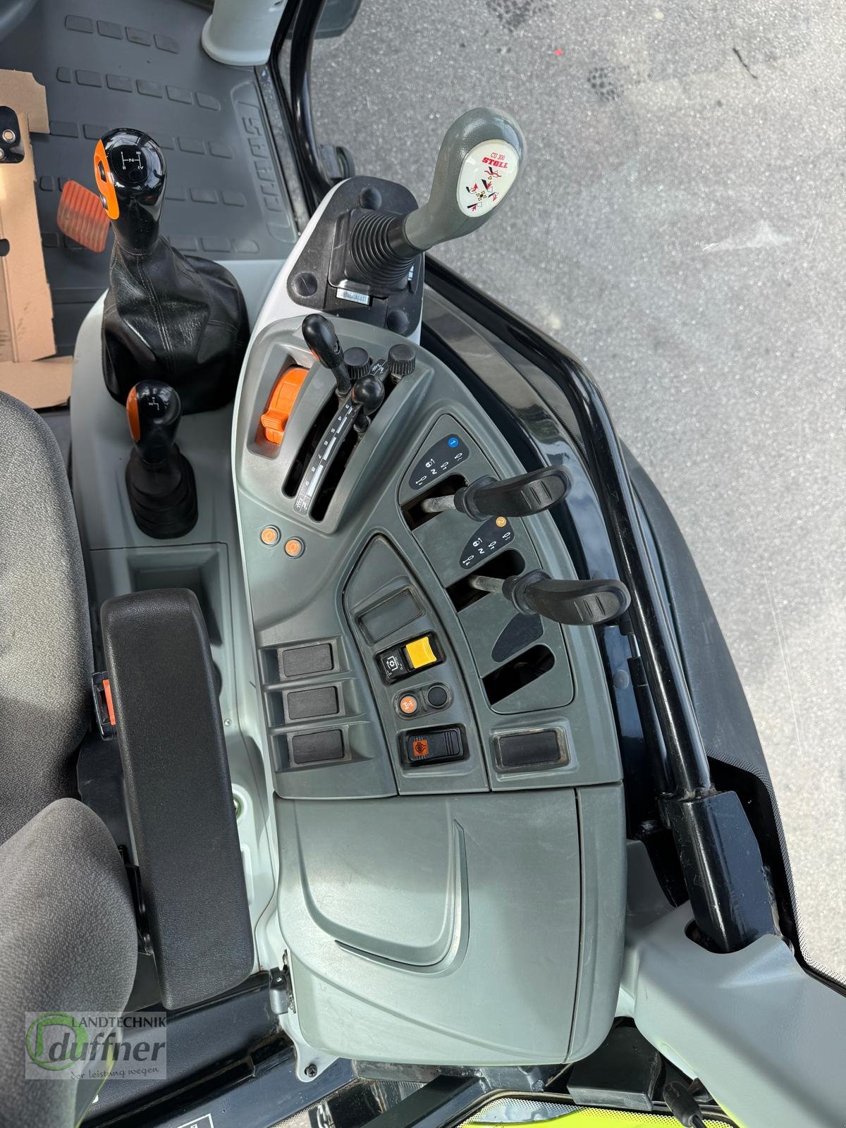 Traktor от тип CLAAS ATOS 220 MR C, Gebrauchtmaschine в Hohentengen (Снимка 12)