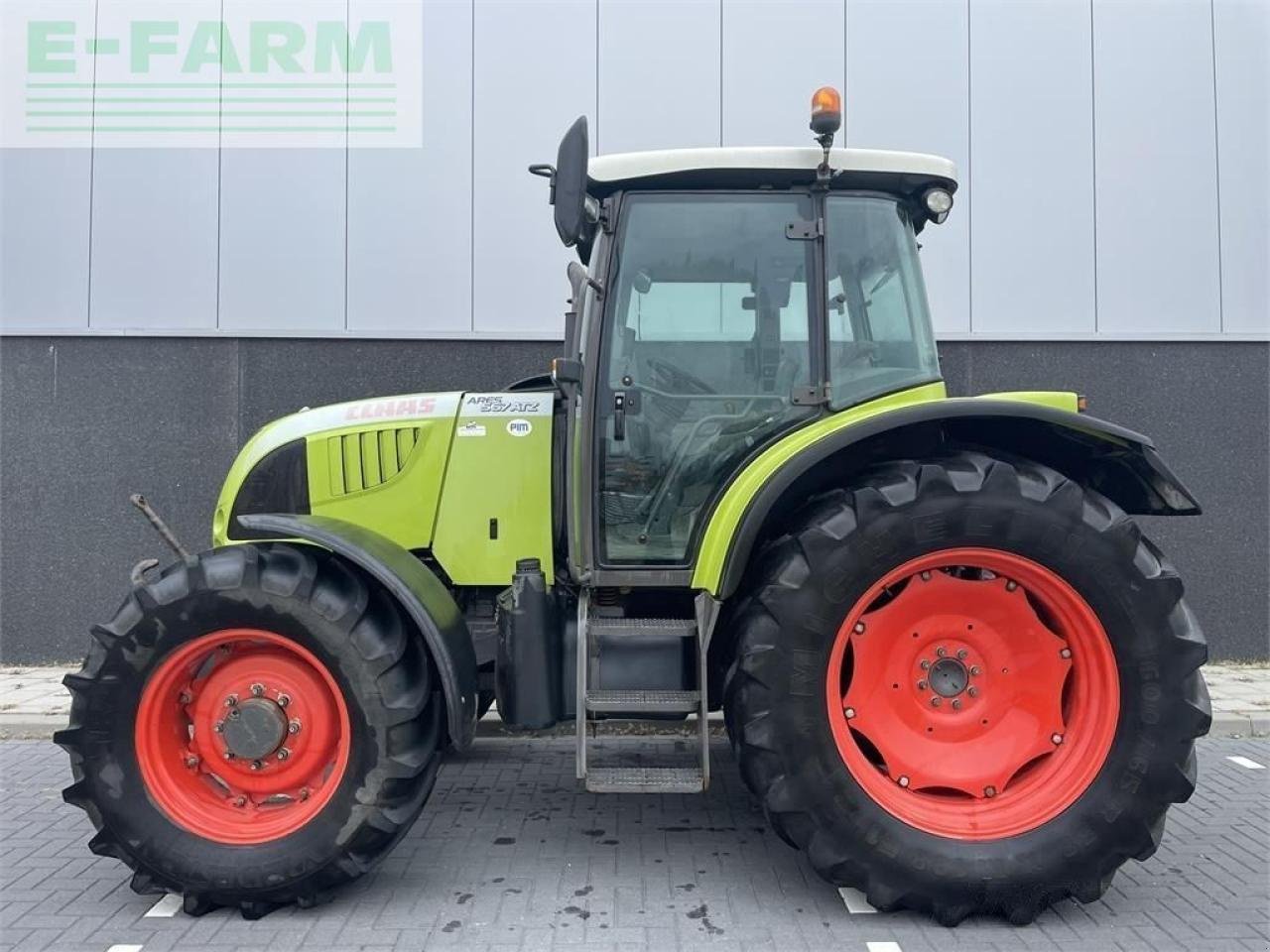 Traktor типа CLAAS atz 567, Gebrauchtmaschine в gg VEGHEL (Фотография 14)