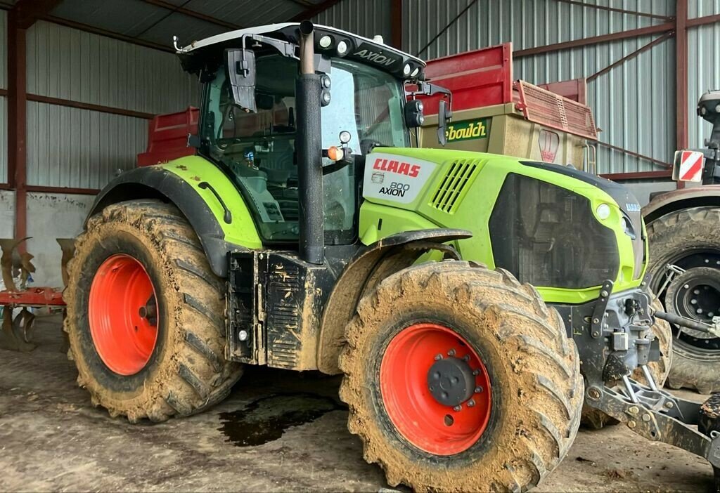 Traktor του τύπου CLAAS AXION 800 ADVANCE, Gebrauchtmaschine σε NOGENT (Φωτογραφία 1)