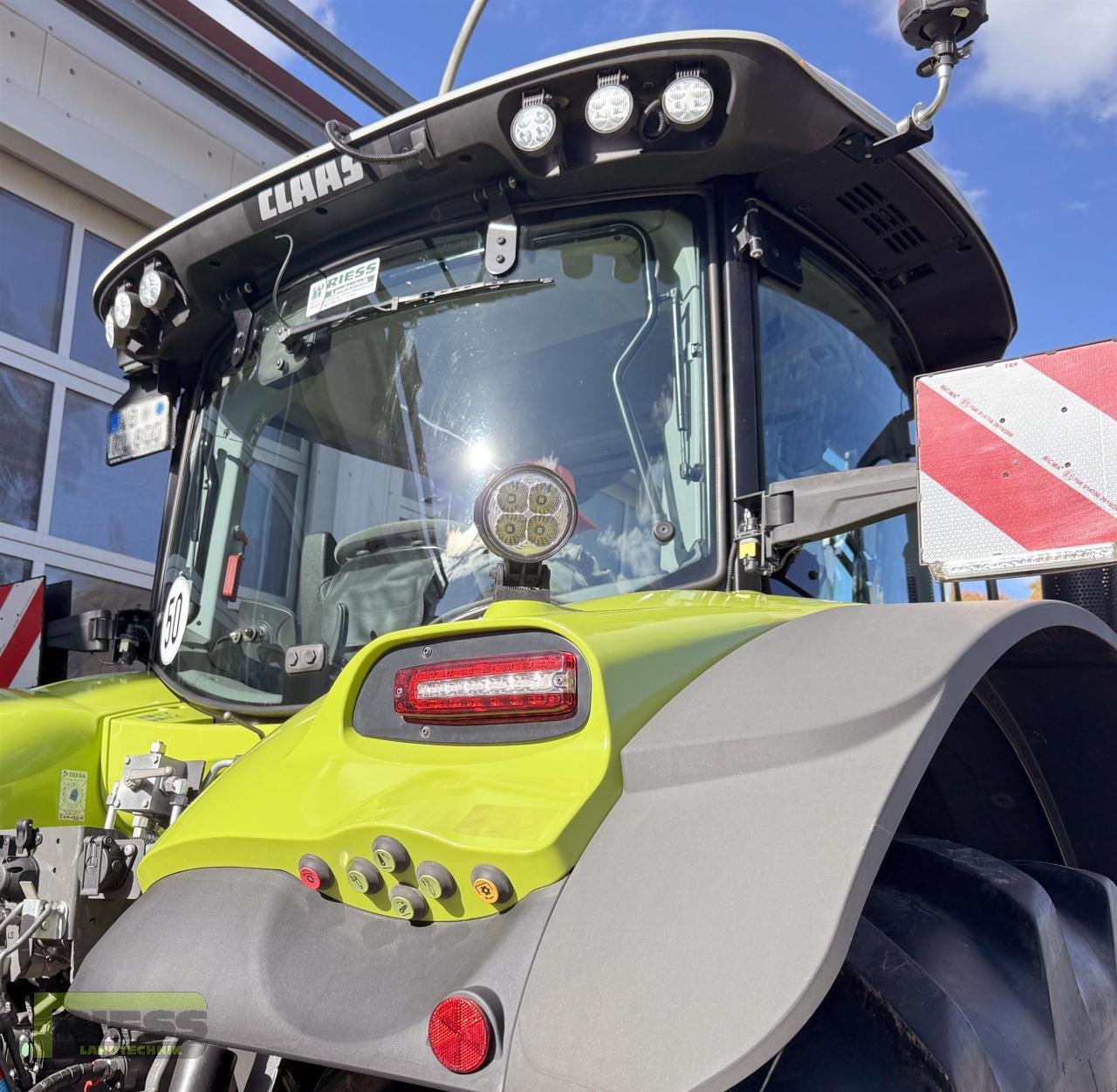 Traktor of the type CLAAS AXION 800 CEBIS HEXASHIFT A50, Neumaschine in Homberg/Ohm - Maulbach (Picture 10)