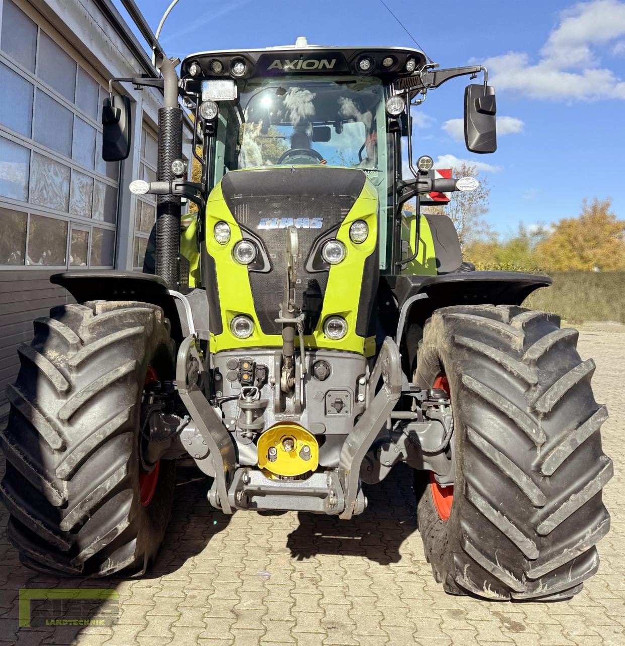 Traktor of the type CLAAS AXION 800 CEBIS HEXASHIFT A50, Neumaschine in Homberg/Ohm - Maulbach (Picture 12)