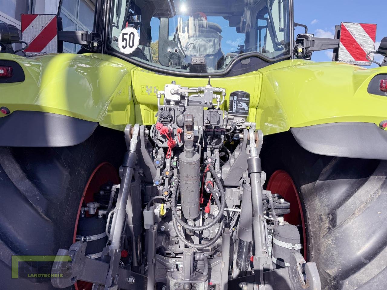 Traktor of the type CLAAS AXION 800 CEBIS HEXASHIFT A50, Neumaschine in Homberg/Ohm - Maulbach (Picture 18)