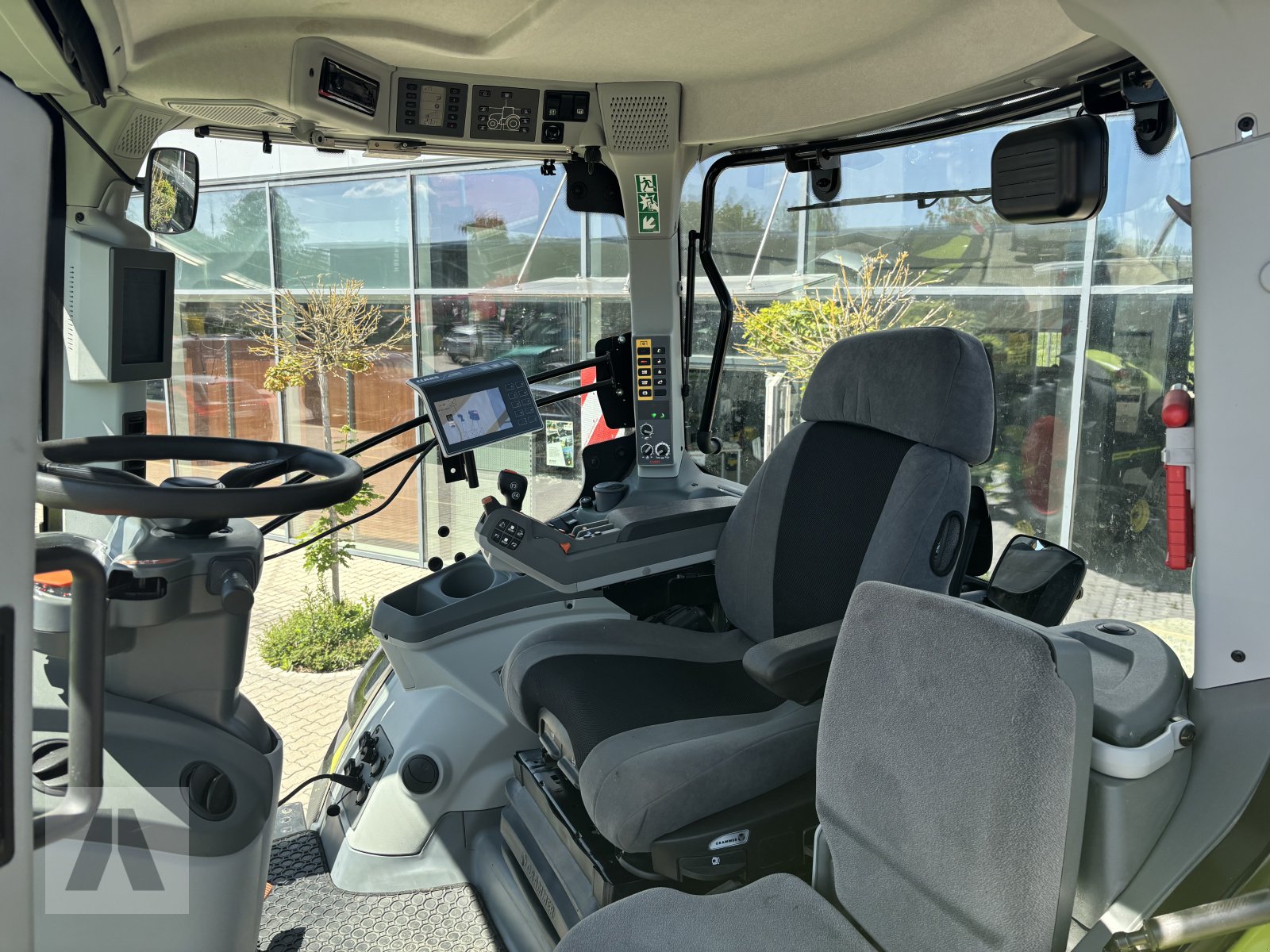 Traktor za tip CLAAS AXION 800 CIS+, Gebrauchtmaschine u Langweid am Lech (Slika 10)