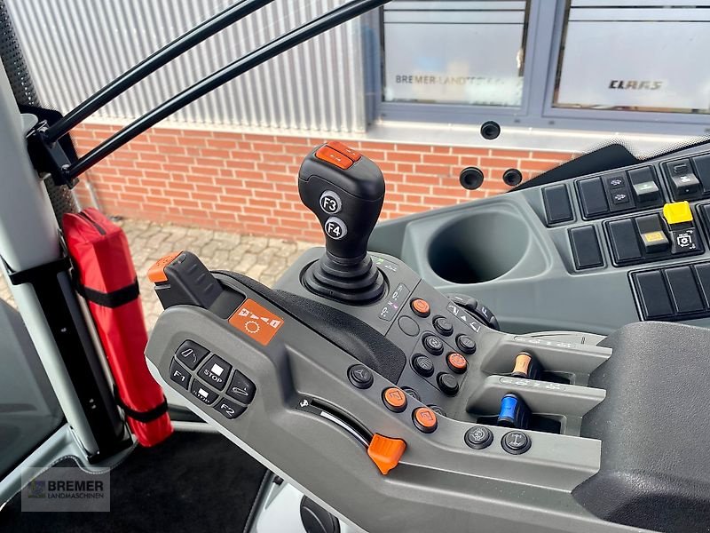 Traktor des Typs CLAAS AXION 800, CIS+, GPS PILOT ready, 50 km/h, 205 PS, Digitalpaket I., Gebrauchtmaschine in Asendorf (Bild 21)