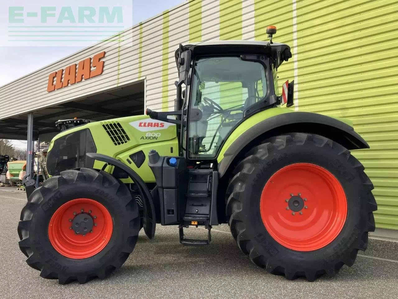 Traktor van het type CLAAS axion 800 hexashift ls+, Gebrauchtmaschine in AILLAS (33 - GIRONDE) (Foto 3)