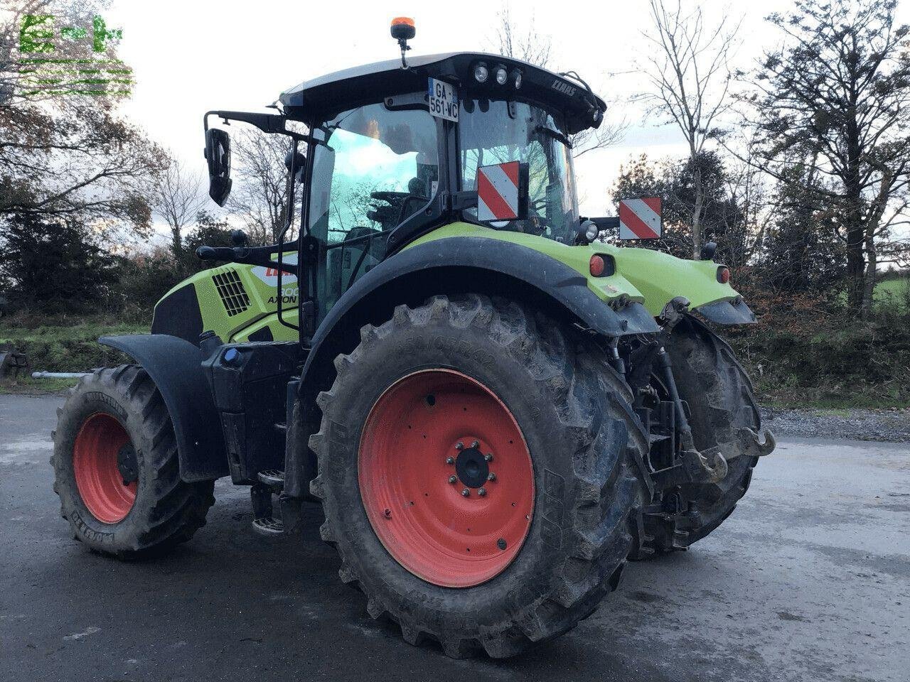 Traktor типа CLAAS axion 800 hexashift s5, Gebrauchtmaschine в PLOUIGNEAU (Фотография 2)