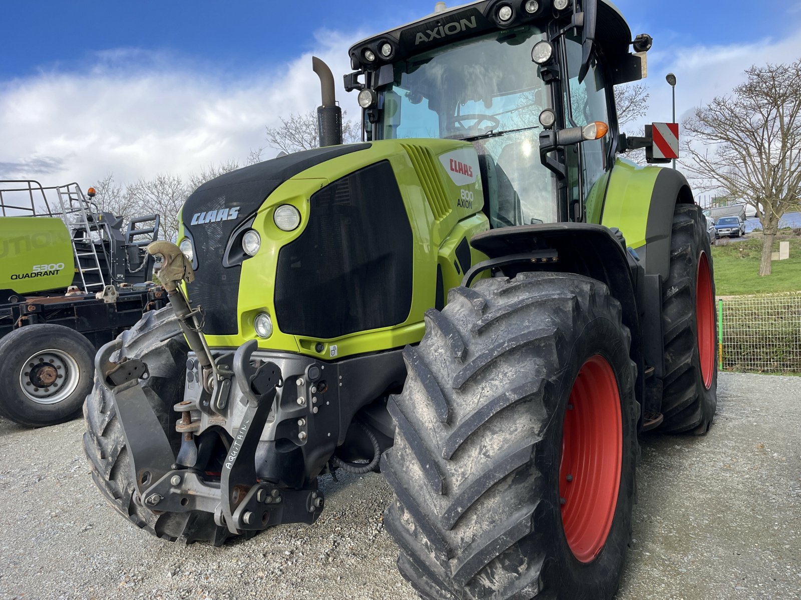 Traktor van het type CLAAS AXION 800 HEXASHIFT, Gebrauchtmaschine in PONTIVY (Foto 3)