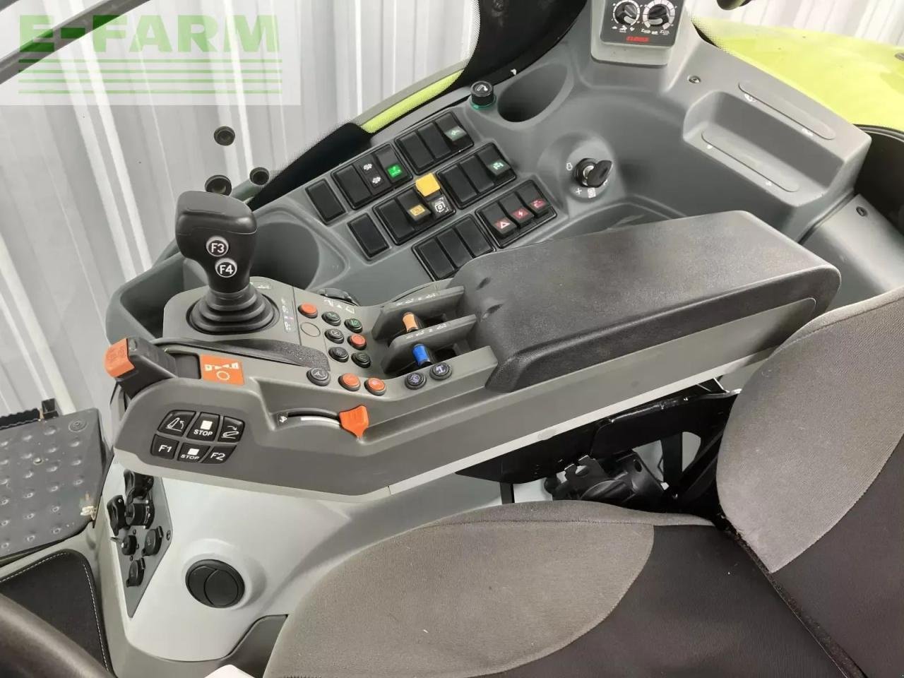 Traktor typu CLAAS axion 800 - s5 advance, Gebrauchtmaschine w PLOUIGNEAU (Zdjęcie 6)