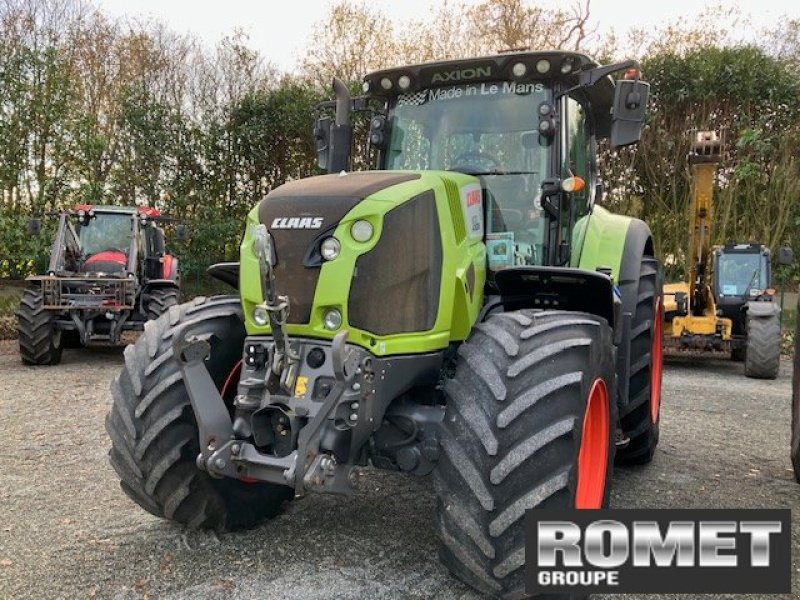 Traktor типа CLAAS AXION 800, Gebrauchtmaschine в Gennes sur glaize (Фотография 8)