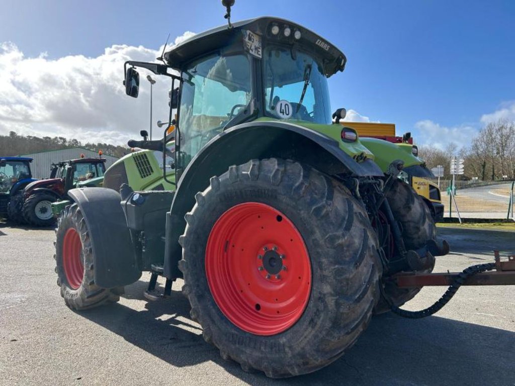 Traktor του τύπου CLAAS AXION 800, Gebrauchtmaschine σε JOSSELIN (Φωτογραφία 4)