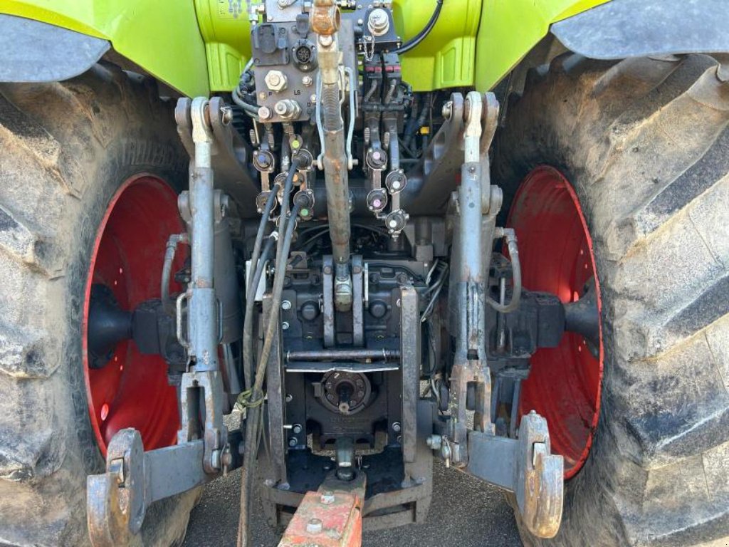 Traktor του τύπου CLAAS AXION 800, Gebrauchtmaschine σε JOSSELIN (Φωτογραφία 5)