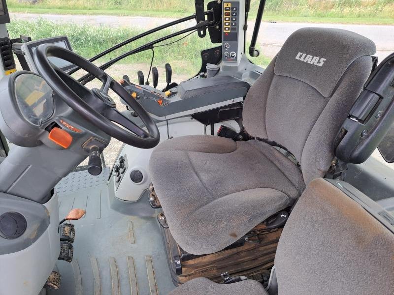 Traktor του τύπου CLAAS AXION 800, Gebrauchtmaschine σε VERDUN (Φωτογραφία 10)
