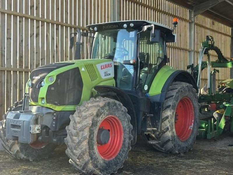 Traktor типа CLAAS AXION 800, Gebrauchtmaschine в BURY ST EDMUNDS