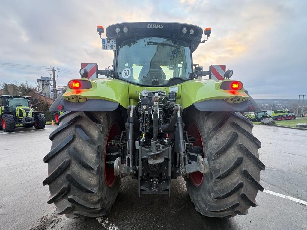 Traktor du type CLAAS AXION 800, Gebrauchtmaschine en SALEUX (Photo 7)