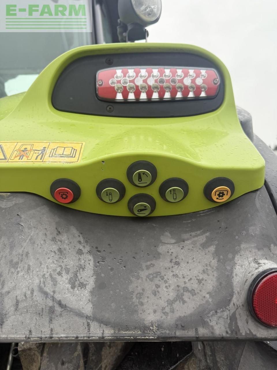 Traktor des Typs CLAAS axion 810 c-matic CMATIC, Gebrauchtmaschine in MÜHLEN (Bild 13)