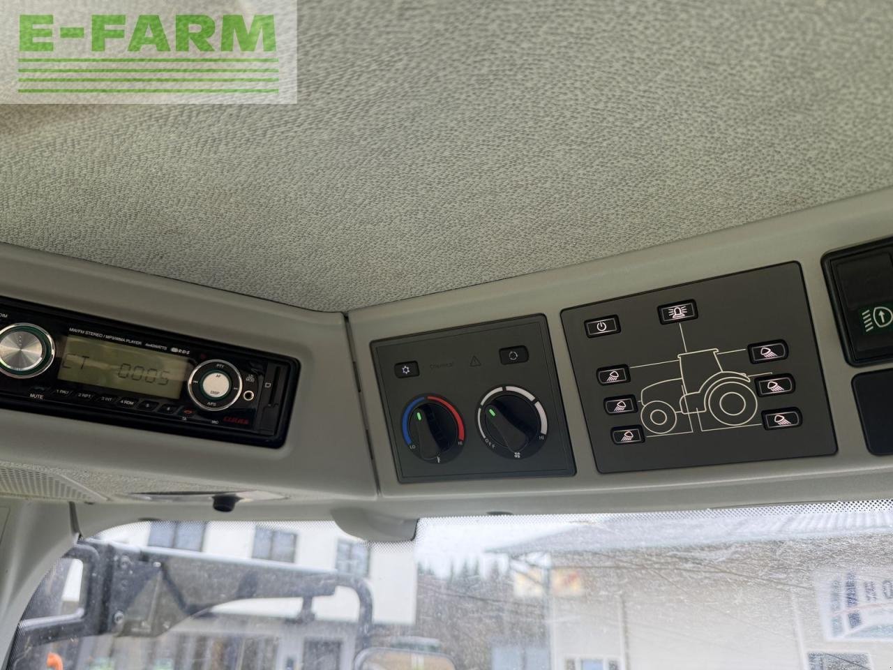 Traktor des Typs CLAAS axion 810 c-matic CMATIC, Gebrauchtmaschine in MÜHLEN (Bild 15)