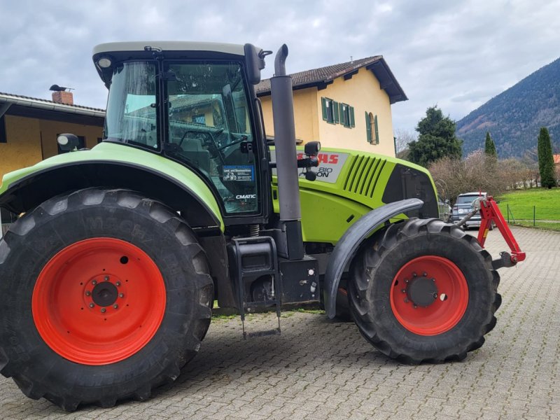 Traktor tip CLAAS Axion 810 C-MATIC, Gebrauchtmaschine in Brannenburg (Poză 1)