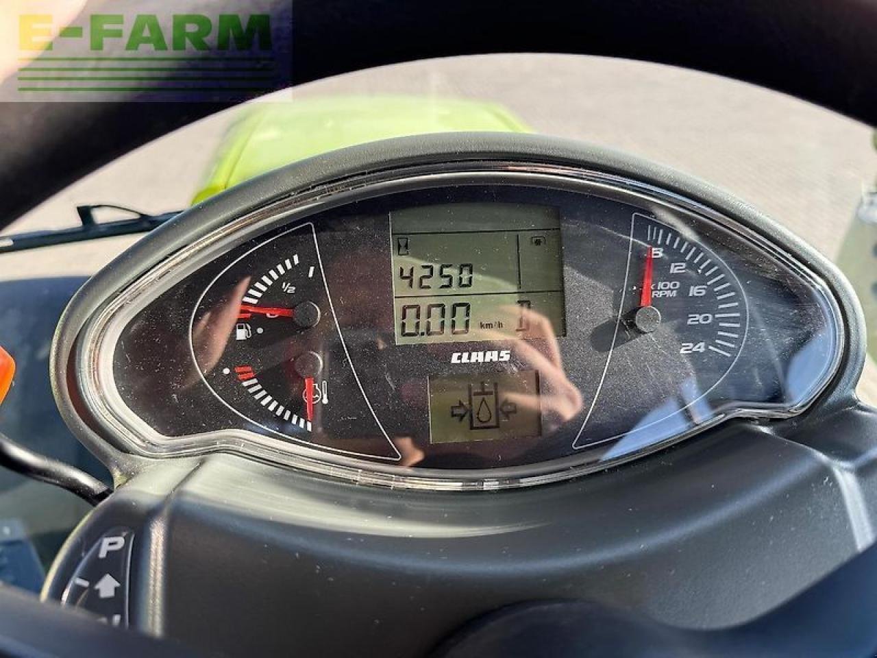 Traktor typu CLAAS axion 810 cebis hexa-shift, Gebrauchtmaschine w CHOROSZCZ (Zdjęcie 8)
