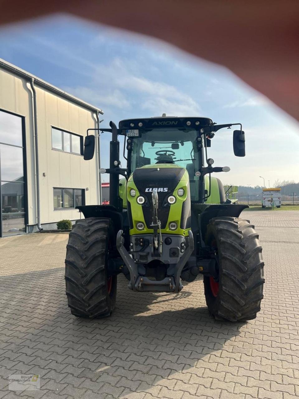 Traktor des Typs CLAAS Axion 810 Cebis Hexashift, Mietmaschine in Schora (Bild 2)