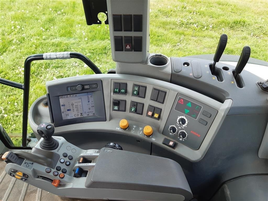 Traktor des Typs CLAAS Axion 810 Cebis, Gebrauchtmaschine in Grimma (Bild 10)