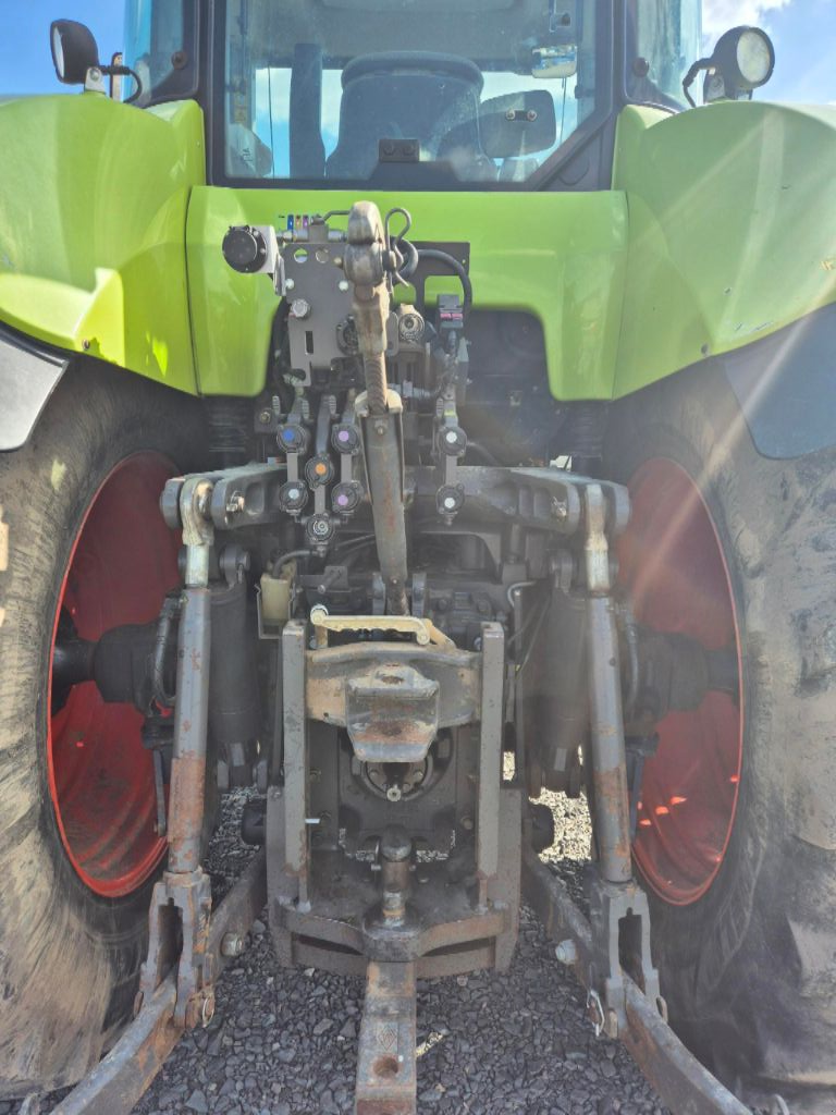Traktor του τύπου CLAAS AXION 810 CEBIS, Gebrauchtmaschine σε MORHANGE (Φωτογραφία 9)