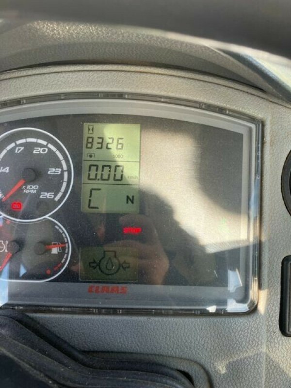 Traktor typu CLAAS AXION 810 CEBIS, Gebrauchtmaschine v VAROIS & CHAIGNOT (Obrázek 7)