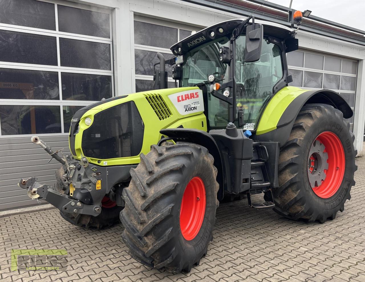 Traktor типа CLAAS AXION 810 CIS+ Cmati, Gebrauchtmaschine в Homberg/Ohm - Maulbach (Фотография 2)
