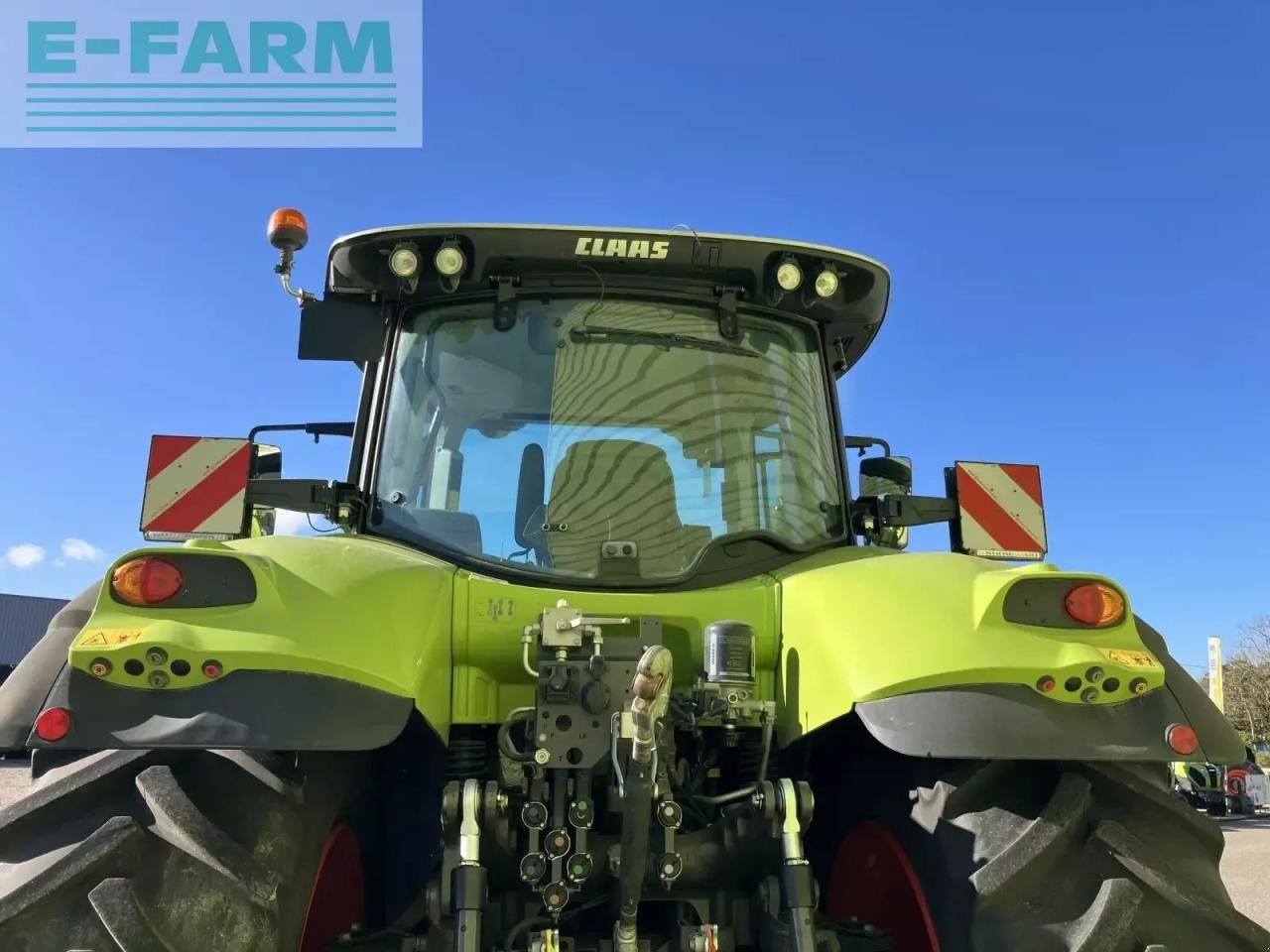 Traktor του τύπου CLAAS axion 810 cis, Gebrauchtmaschine σε AILLAS (33 - GIRONDE) (Φωτογραφία 7)