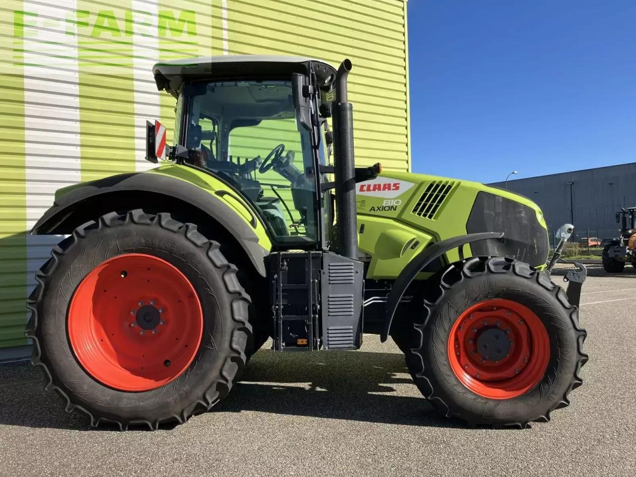 Traktor του τύπου CLAAS axion 810 cis, Gebrauchtmaschine σε AILLAS (33 - GIRONDE) (Φωτογραφία 8)