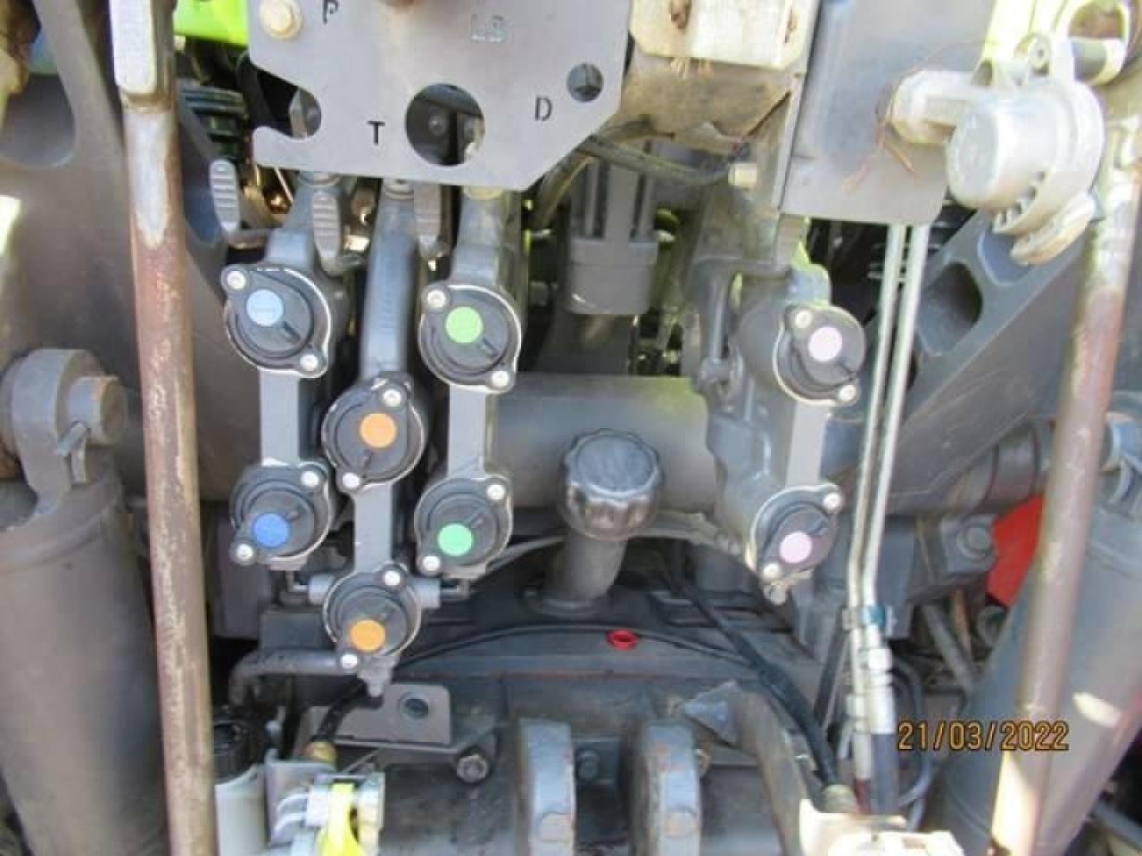 Traktor des Typs CLAAS axion 810 cis, Gebrauchtmaschine in G?ÓWCZYCE (Bild 15)