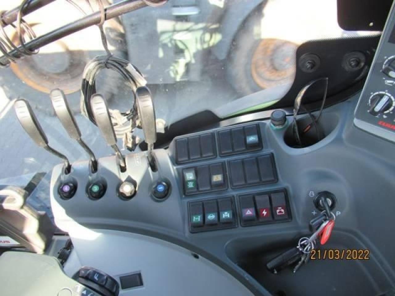 Traktor des Typs CLAAS axion 810 cis, Gebrauchtmaschine in G?ÓWCZYCE (Bild 23)