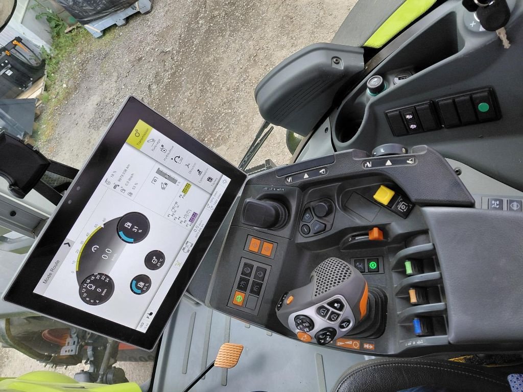 Traktor от тип CLAAS AXION 810 CMATIC (1), Gebrauchtmaschine в BRAS SUR MEUSE (Снимка 7)
