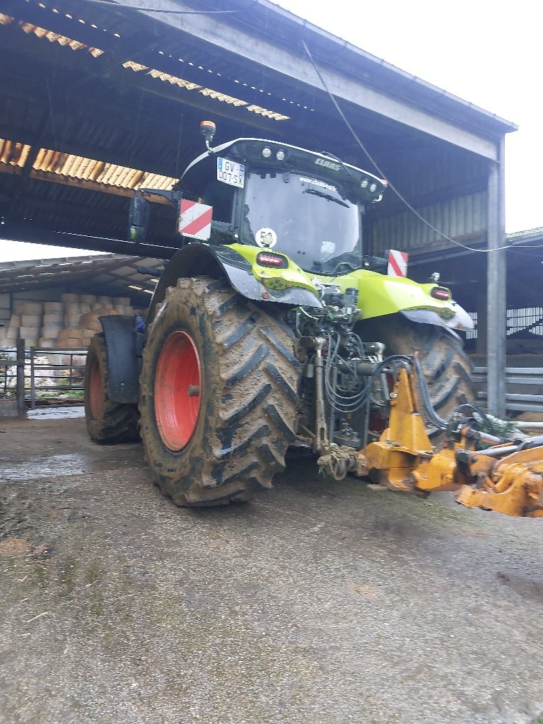 Traktor del tipo CLAAS AXION 810 CMATIC (2), Gebrauchtmaschine en BRAS SUR MEUSE (Imagen 3)