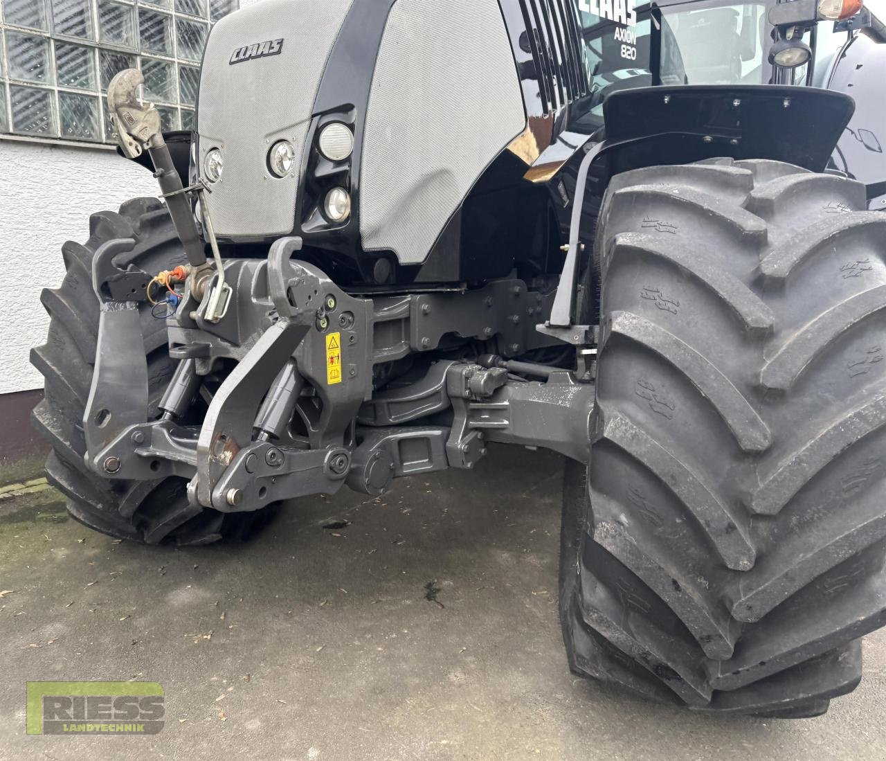 Traktor del tipo CLAAS AXION 810 CMATIC CEBIS Black Edition, Gebrauchtmaschine en Homberg/Ohm - Maulbach (Imagen 7)