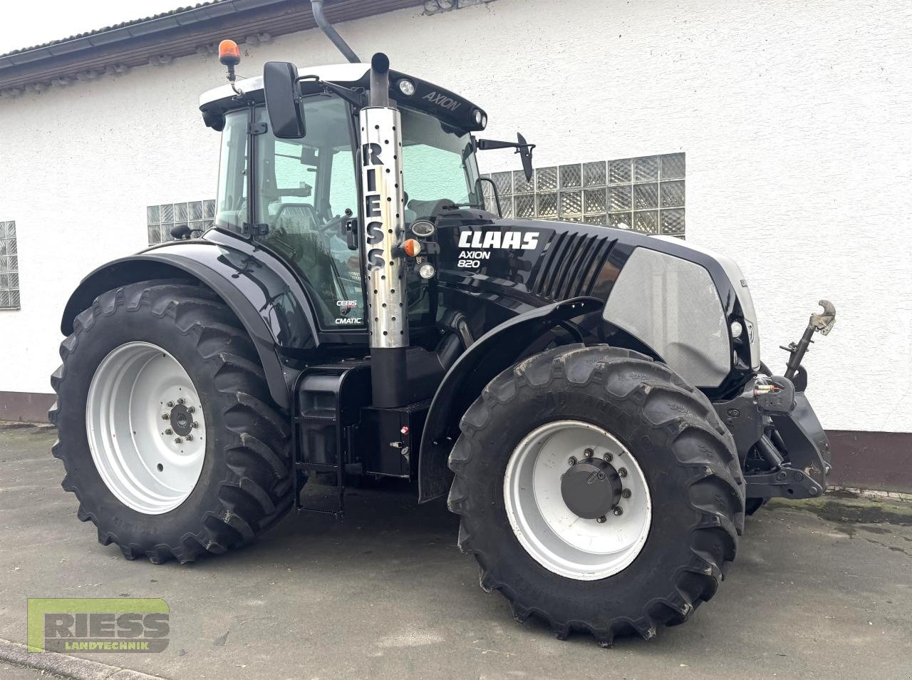 Traktor del tipo CLAAS AXION 810 CMATIC CEBIS Black Edition, Gebrauchtmaschine en Homberg/Ohm - Maulbach (Imagen 16)