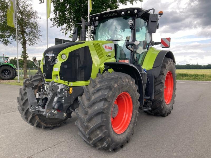 Traktor des Typs CLAAS AXION 810 CMATIC CEBIS, Gebrauchtmaschine in Molbergen (Bild 1)