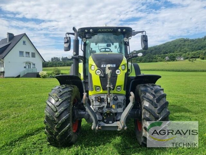 Traktor of the type CLAAS AXION 810 CMATIC CEBIS, Gebrauchtmaschine in Meschede (Picture 2)