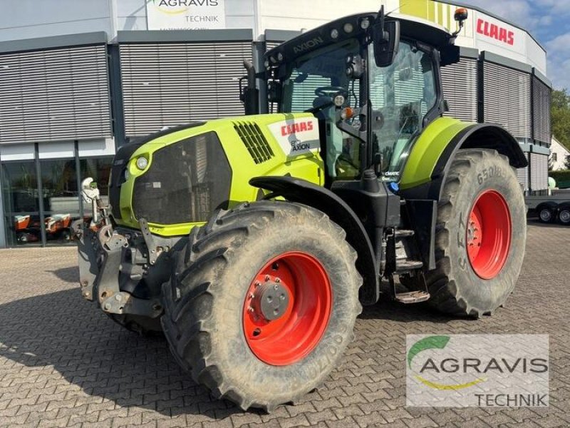 Traktor от тип CLAAS AXION 810 CMATIC CEBIS, Gebrauchtmaschine в Salzkotten
