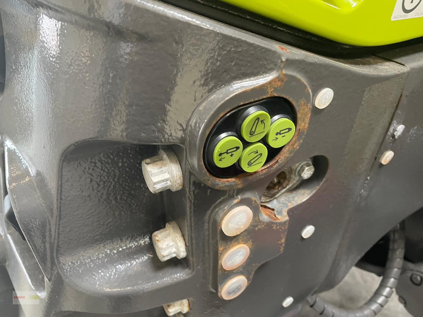 Traktor типа CLAAS Axion 810 CMATIC CEBIS, Gebrauchtmaschine в Langenau (Фотография 15)