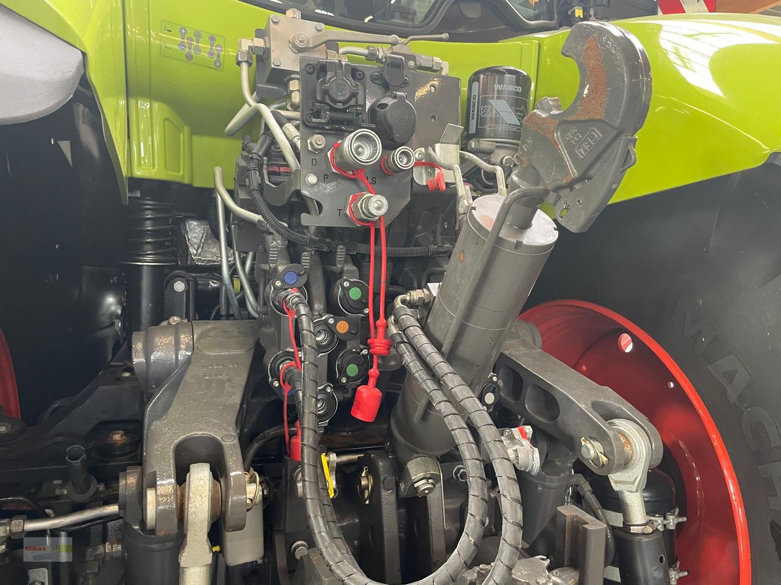 Traktor типа CLAAS Axion 810 CMATIC CEBIS, Gebrauchtmaschine в Langenau (Фотография 26)