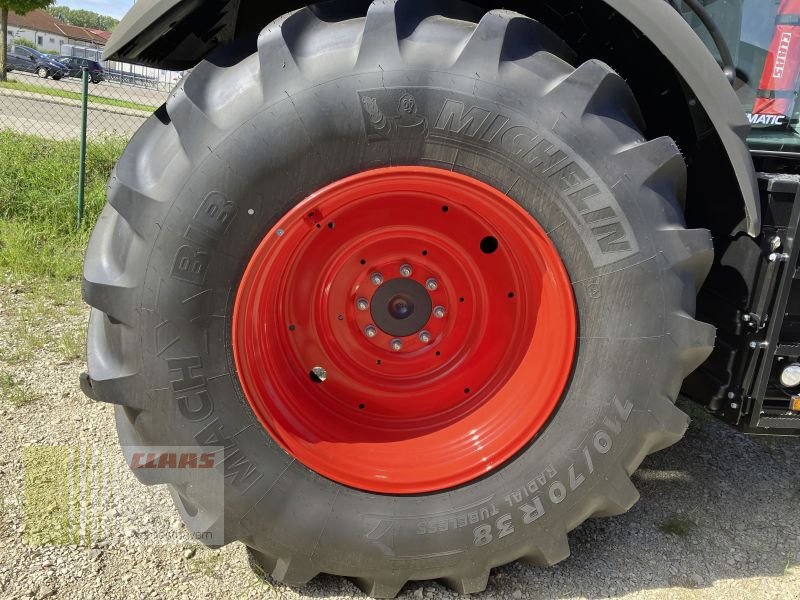 Traktor des Typs CLAAS AXION 810 CMATIC CEBIS, Neumaschine in Breitenbrunn (Bild 11)