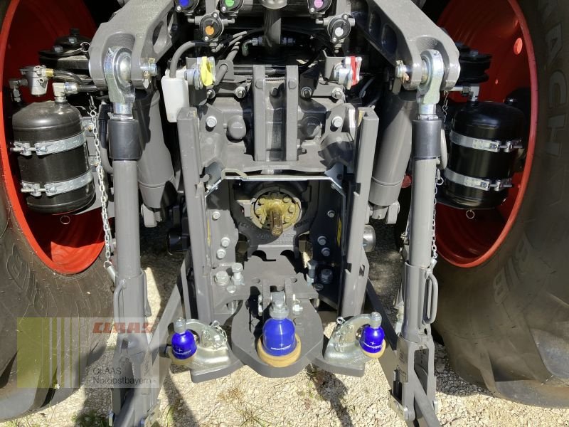 Traktor des Typs CLAAS AXION 810 CMATIC CEBIS, Neumaschine in Breitenbrunn (Bild 9)