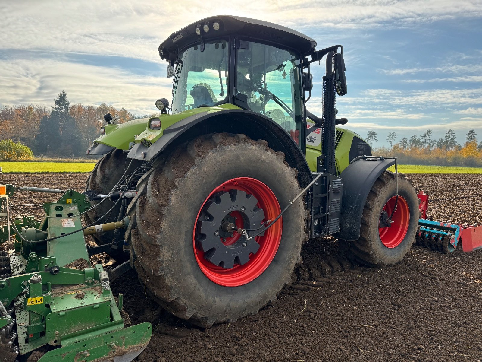 Traktor типа CLAAS Axion 810 CMATIC CEBIS, Gebrauchtmaschine в Hennef (Фотография 4)